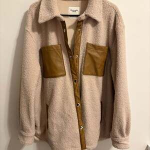 Abercrombie & Fitch Elevated Trim Sherpa Shirt Jacket XL NWOT